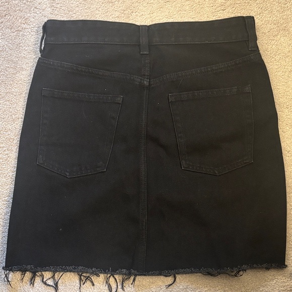 H&M Black Frayed Hem Mini Skirt - Picture 3 of 3